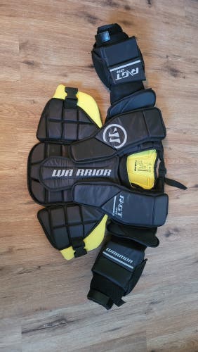 Pristine Medium Warrior Ritual GT Goalie Chest Protector