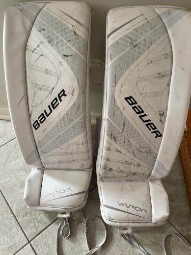 Bauer  Vapor X700 Goalie Leg Pads Junior Large