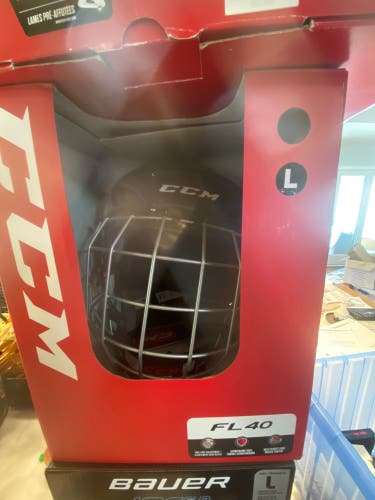 New Large CCM FL40 Helmet