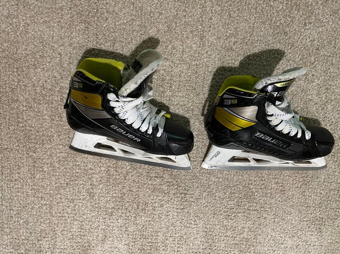 Used Bauer Regular Width  Size 6.5 Supreme 3s Hockey Goalie Skates
