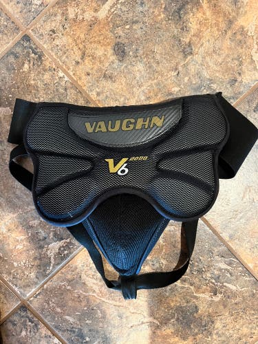Vaughn V6 Cup