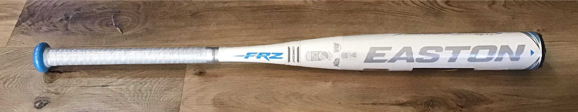 New in Wrapper! Easton FP20FRZ12 29”/17ou. Huge Pop!