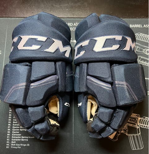 CCM HGQL 14” Gloves Navy Pro Stock