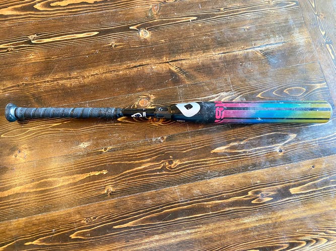 Used DeMarini (-11) 20 oz 31" prism Bat