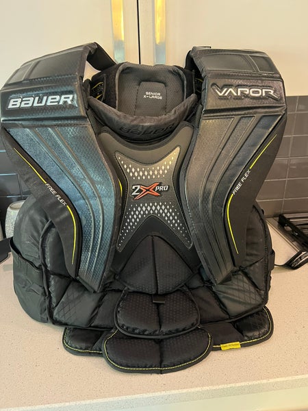 New XL Bauer Vapor 2X Pro Goalie Chest Protector