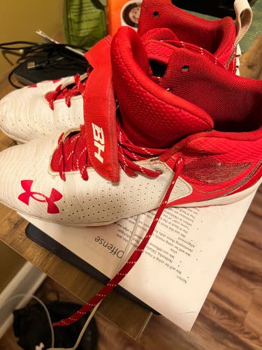 Boys Under Armor Cleats