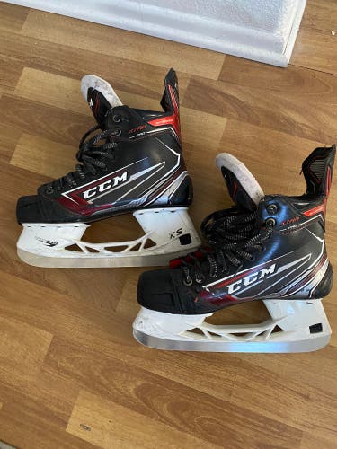 Ccm jetspeed xtra pro skates 8