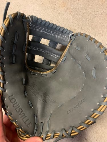 Louisville Slugger LXT 13" First-Base Mitt