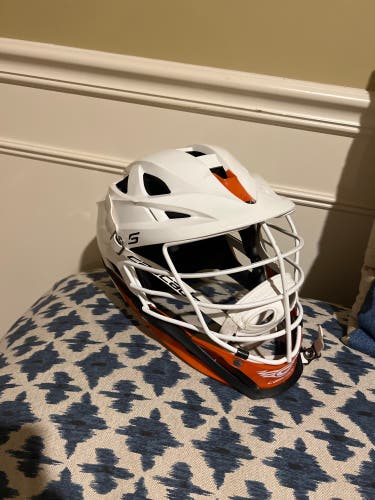 White Adult Player's Cascade S Helmet
