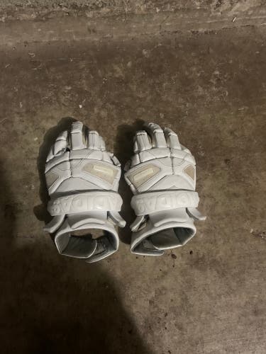 Lacrosse gloves very Comfy