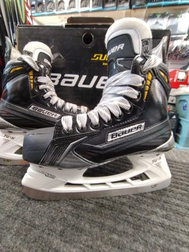 Junior New Bauer Supreme 190 Hockey Skates Regular Width Size 3