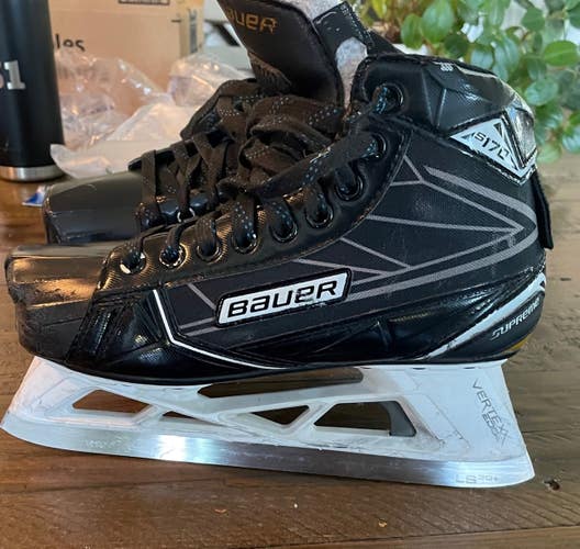 Junior Used Bauer Supreme S170 Hockey Goalie Skates Regular Width Size 5