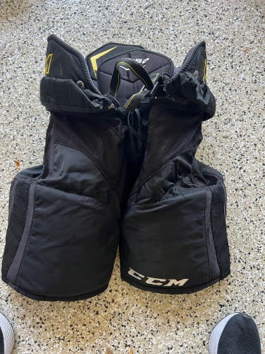 Senior Large CCM Tacks 6052 Hockey Pants