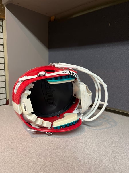 Georgia Schutt replica (display) helmet