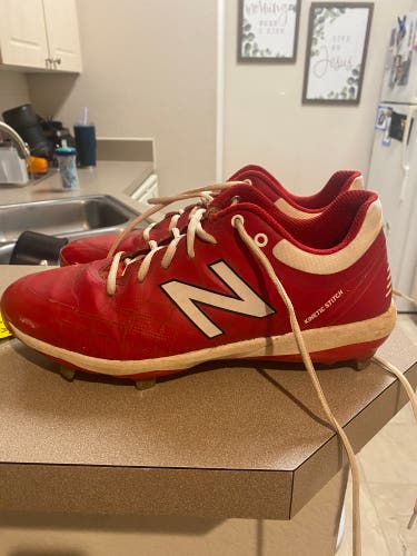 Mens 11.5 New Balance baseball Cleats
