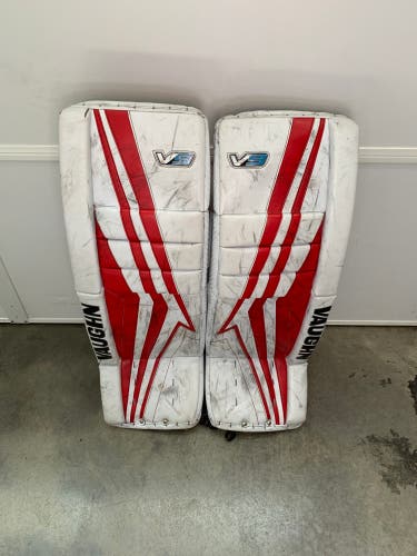 32" Vaughn Pro Stock Velocity V9 Goalie Leg Pads