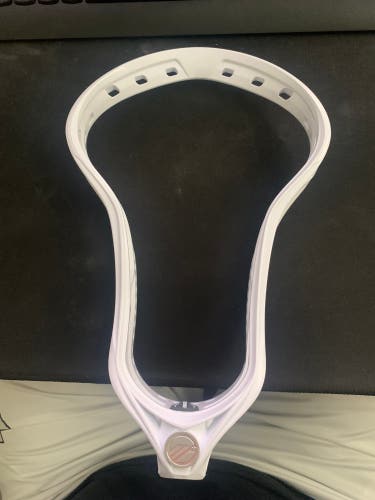 New Attack & Midfield Unstrung Optik 3.0 Head