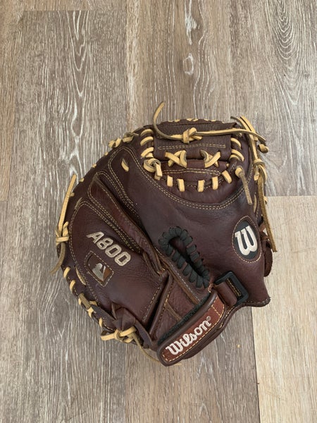 Used Right Hand Throw 32" A800 Catcher's Glove