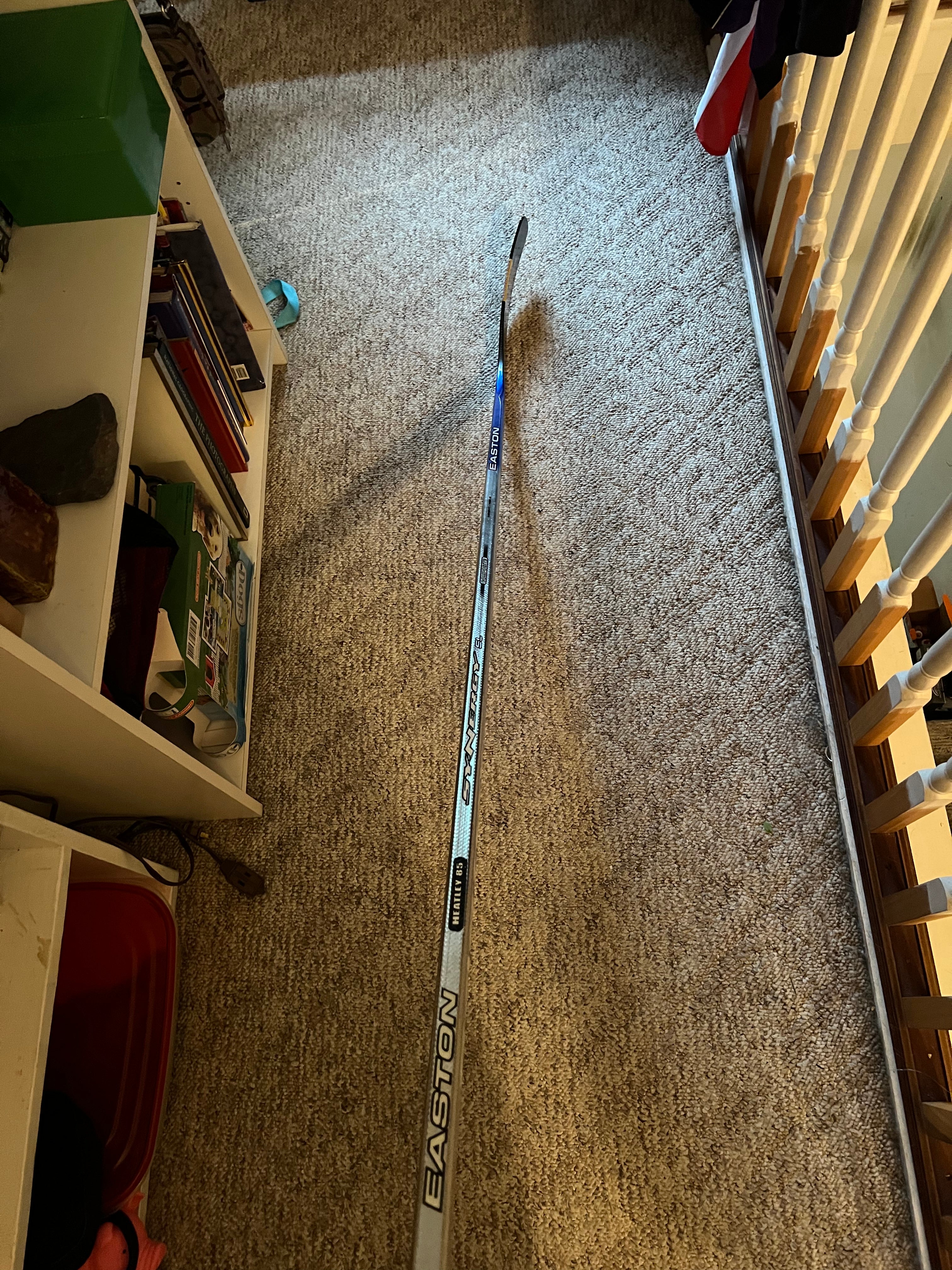 EASTON SYNERGY SENIOR 60 HOCKEY STICK, SILVER – Pro Hockey Life