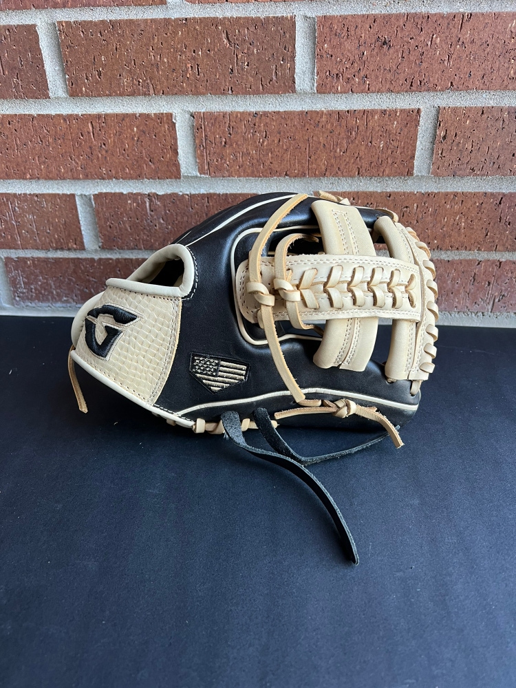 Goin Yard. Infield 11.5" Pro series Baseball Glove