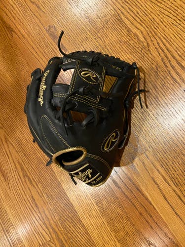 Used Right Hand Throw Rawlings Infield Heart of the Hide Baseball Glove 11.5"