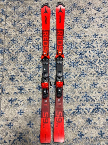 Used 2022 Atomic S9 Racing FIS junior 145 with Z10 bindings