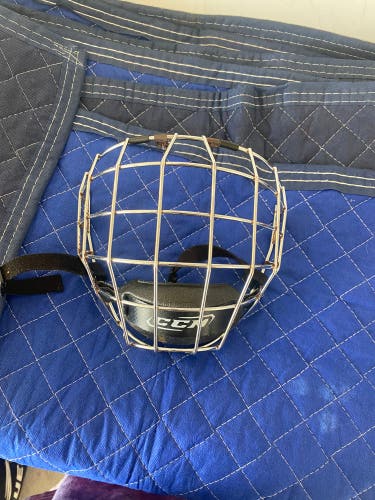 Ccm fm480 Facemask