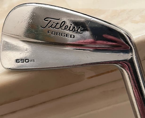 TITLEIST 690 MB RIGHT HANDED 2 IRON