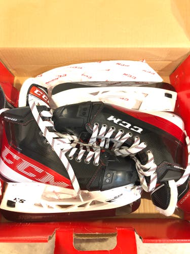 Senior CCM Regular Width Size 8.5 JetSpeed FT4 Pro Hockey Skates/ Will Negotiate