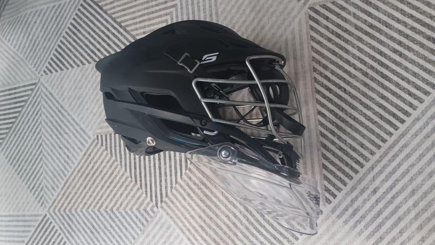 Matte Black Goalie Cascade S Helmet