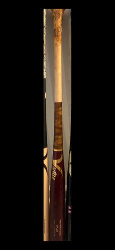 Used Victus (-3) 30 oz 33" Bat