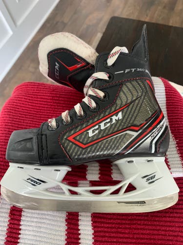 Used CCM Regular Width Size 11 JetSpeed FT360 Hockey Skates