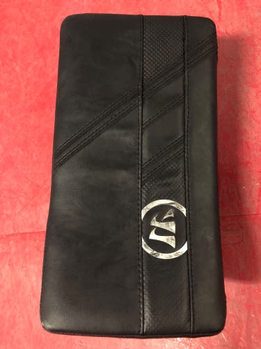 Warrior Ritual G5 Intermediate Goalie Blocker
