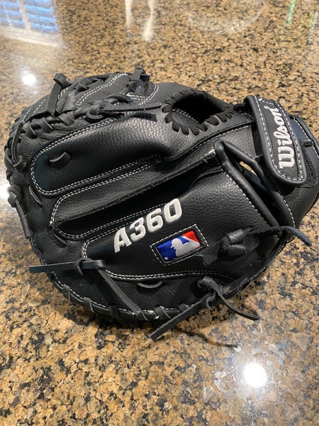 New Right Hand Throw Wilson A360 Catcher's Glove 31.5"