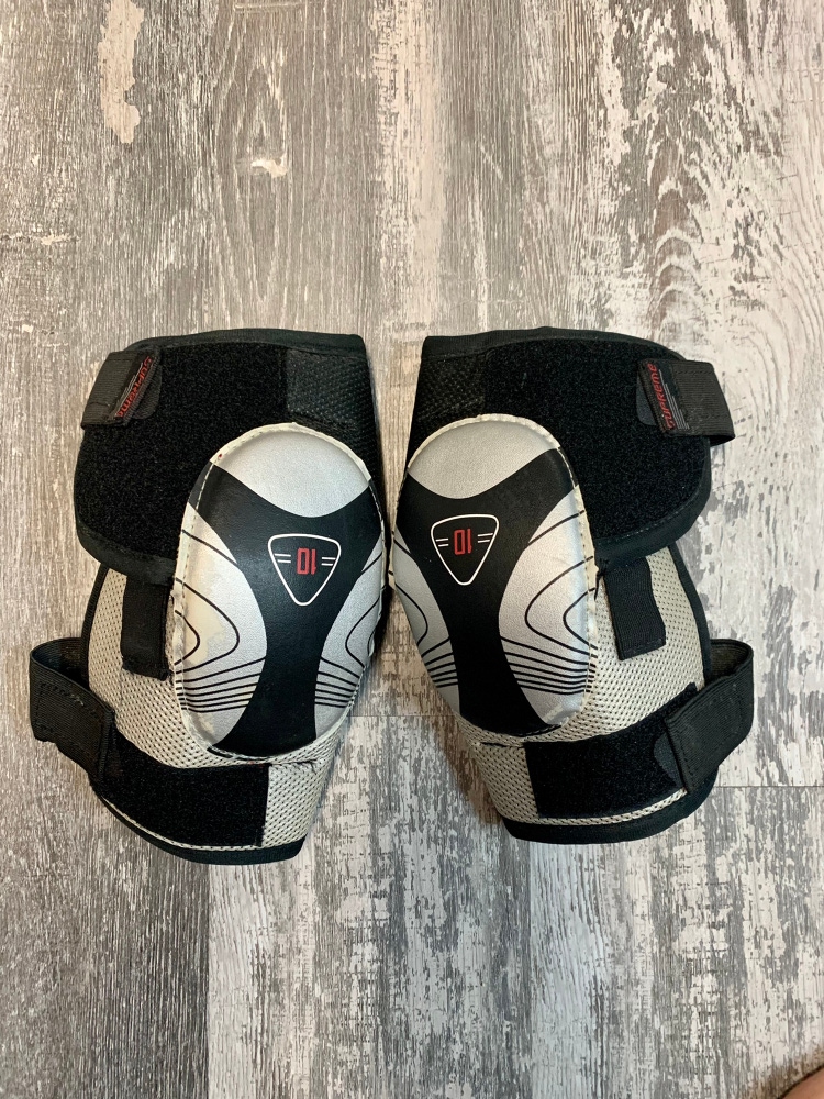 Used Junior Large Bauer Supreme Elbow Pads