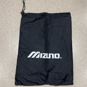 New condition Mizuno drawstring cinch bag for softball or soccer cleats or shoes
