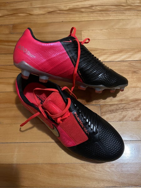 Red Men's Used Size 8.0 (Women's 9.0) Molded Cleats Nike Phantom Venom Elite FG Cleats