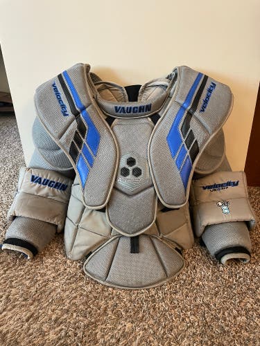 Used Large Vaughn  Velocity VE8 Goalie Chest Protector