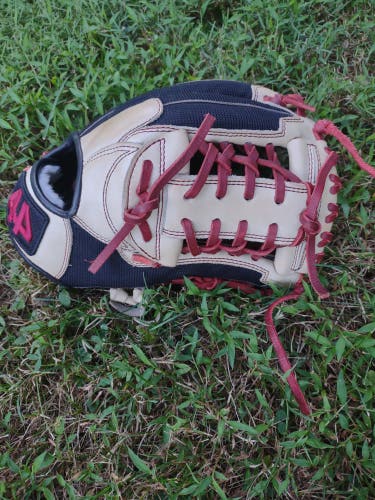Used 44 Pro Classic Series Mesh RHT 12" Pitcher's Baseball Glove