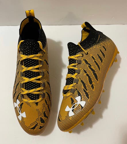 Men’s Size 10.5 Under Armour Spotlight Lux MC Gold/Black Football Cleats