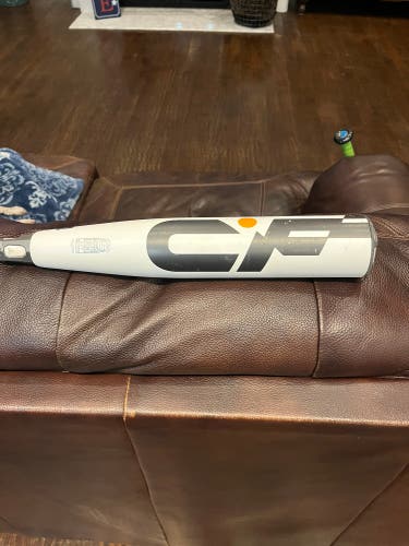 2022 Composite (-5) 26 oz 31" CF Bat