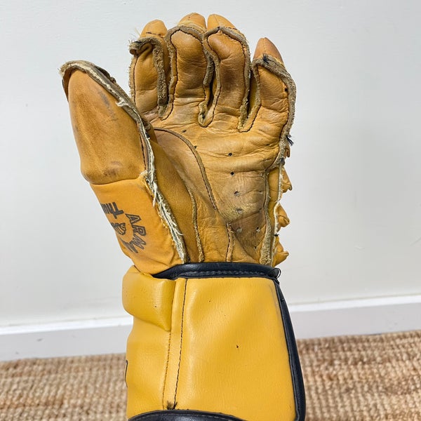 Senior Vintage Cooper SC Pro Leather Hockey Gloves 14 Montreal