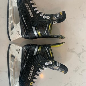 Used Bauer Regular Width  Size 1 Supreme Ignite Pro Hockey Skates
