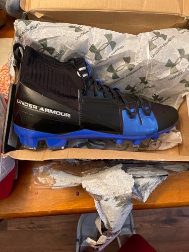 Under armor football cleats
