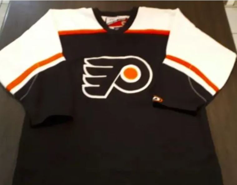 90's Philadelphia Flyers Sport Attack NHL Football Jersey Size Large