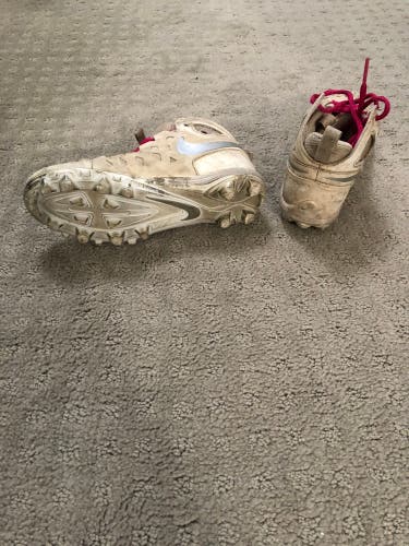 White Men's Molded Cleats Nike