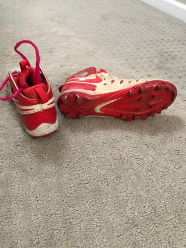 White Men's Molded Cleats Nike Huarache