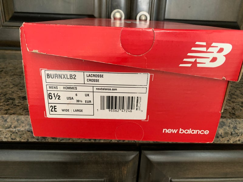 Black Adult New Men's Size 6.5 (Women's 7.5) Molded Cleats New Balance Low Top Burn X2 Low