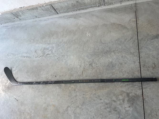 Senior Right Handed Toe Pattern Pro Stock Ribcore Trigger 6 Pro Hockey Stick
