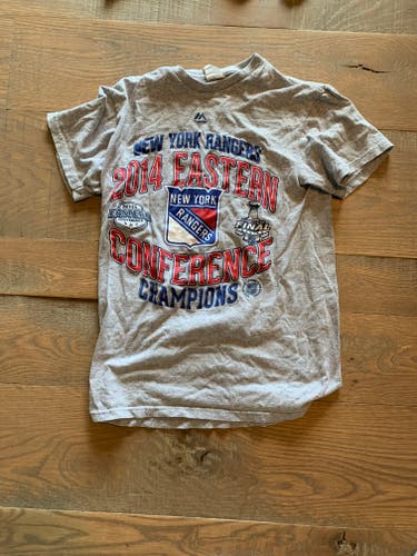 NY Rangers - EC champions 2014 - Gray Used Small Majestic Shirt
